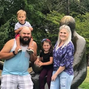 Meet your Posher, Caroline